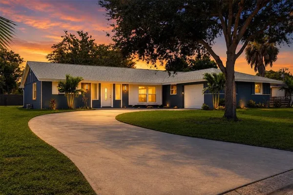 $425,000 | 286 Mt Vernon Drive, Venice, FL 34293