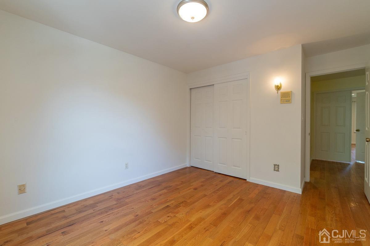 3505 Springbrook Drive Edison, NJ 08820 - Photo 22 of 32 Gallery Image 22