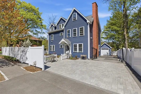 $1,700,000 | 307 Cross Street, Winchester, MA 01890
