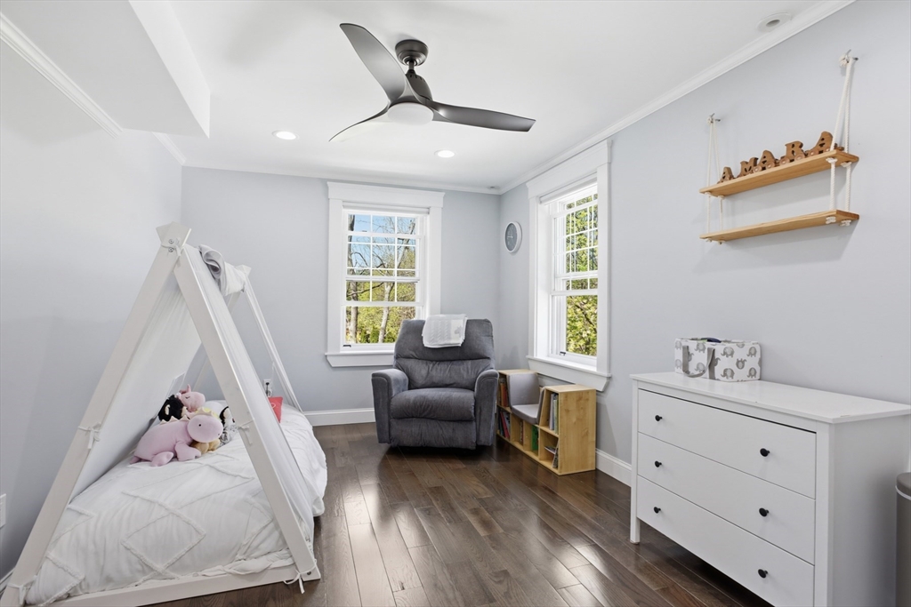 307 Cross Street Winchester, MA 01890 - Photo 15 of 42