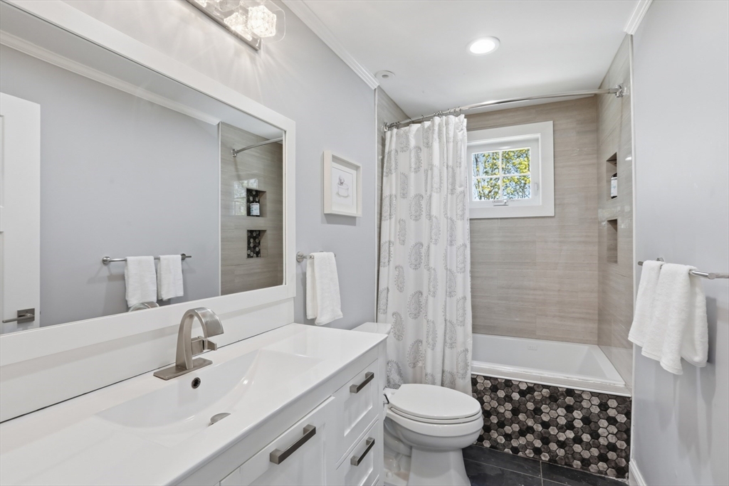 307 Cross Street Winchester, MA 01890 - Photo 16 of 42