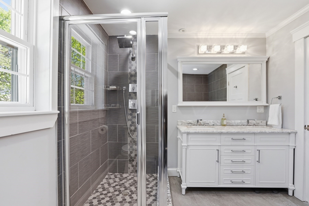 307 Cross Street Winchester, MA 01890 - Photo 19 of 42