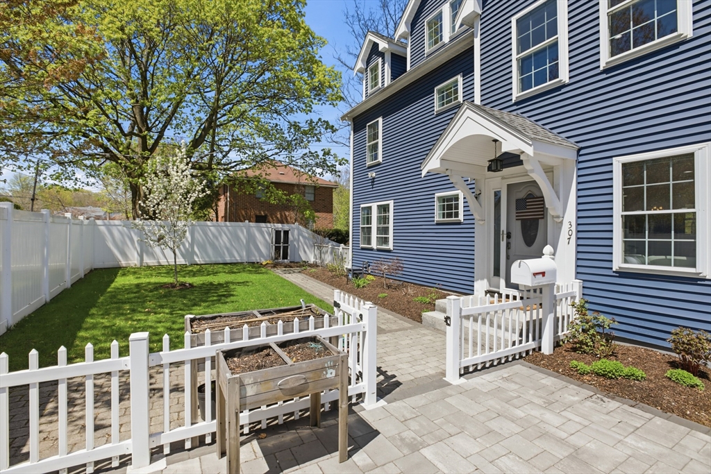 307 Cross Street Winchester, MA 01890 - Photo 2 of 42