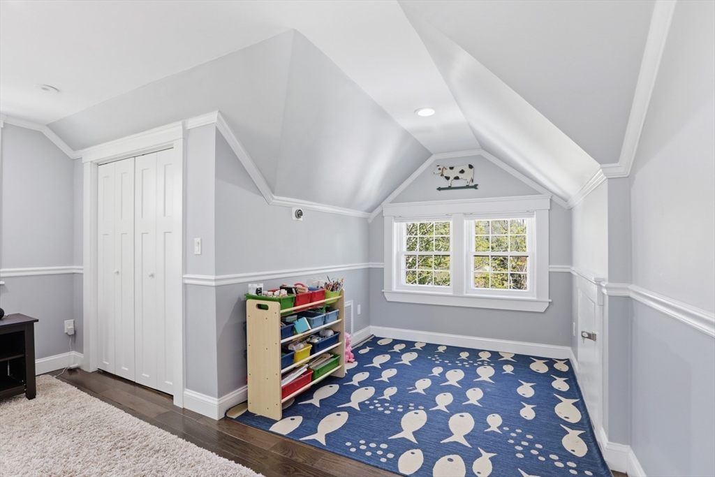307 Cross Street Winchester, MA 01890 - Photo 21 of 42