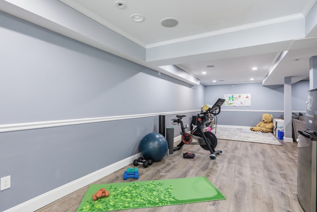 307 Cross Street Winchester, MA 01890 - Photo 31 of 42