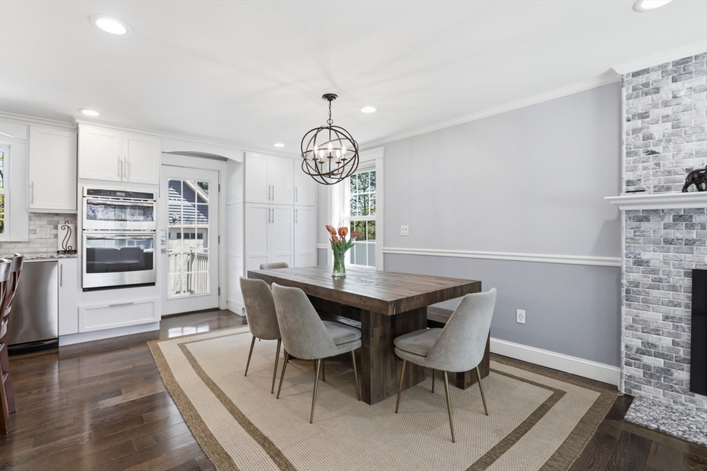 307 Cross Street Winchester, MA 01890 - Photo 5 of 42