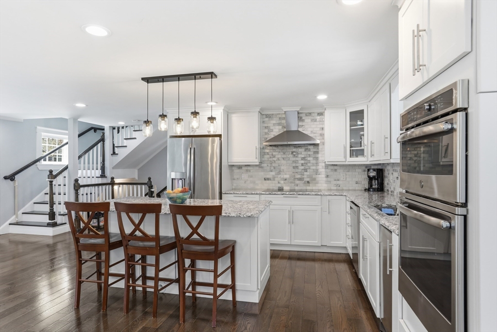 307 Cross Street Winchester, MA 01890 - Photo 8 of 42