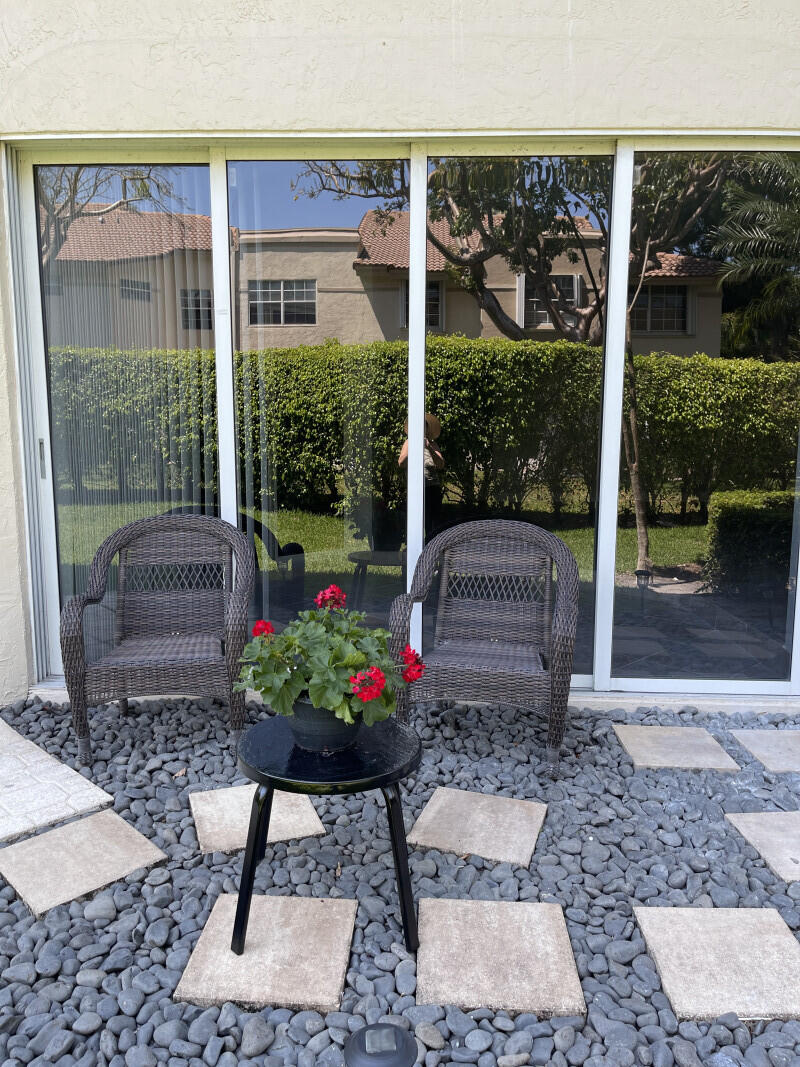 6685 Via Regina Boca Raton, FL 33433 - Photo 15 of 22 16