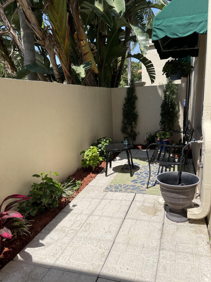 6685 Via Regina Boca Raton, FL 33433 - Photo 20 of 22 21