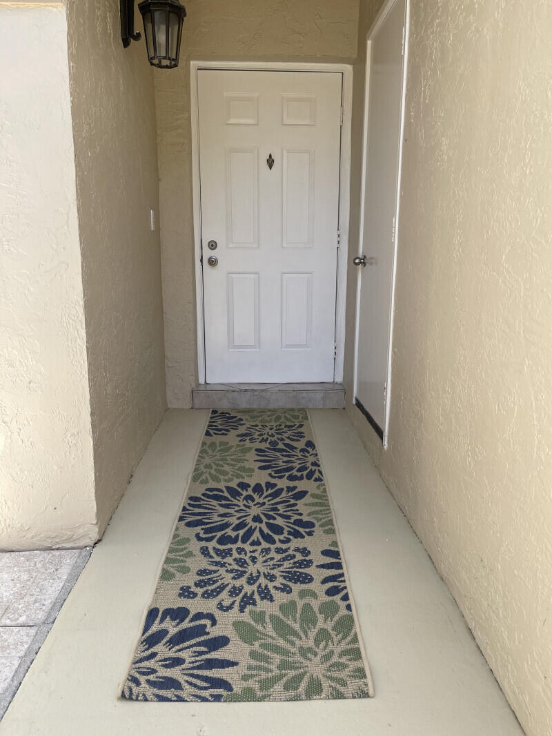 6685 Via Regina Boca Raton, FL 33433 - Photo 3 of 22 23
