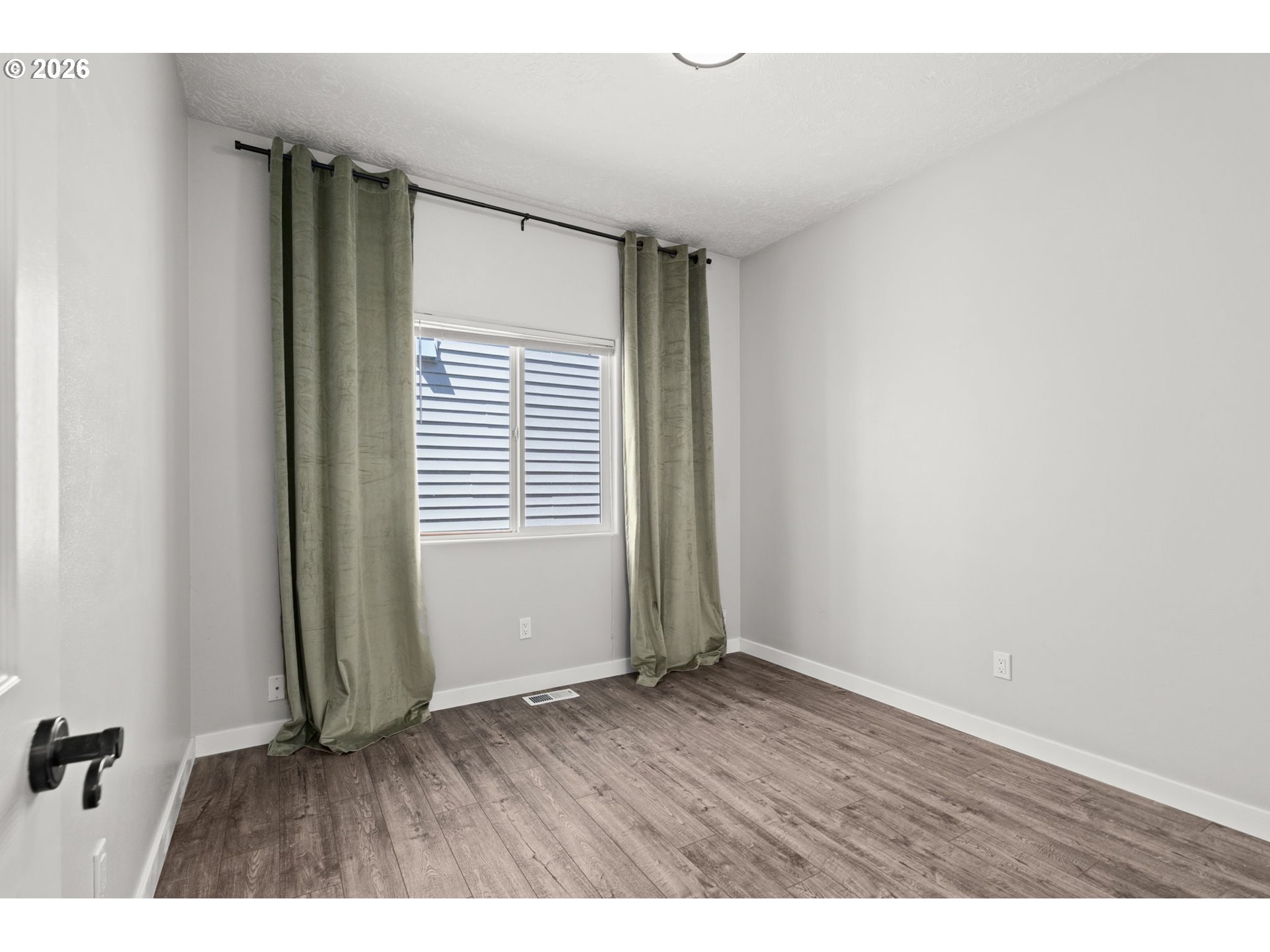 20392 Megan Lane Fairview, OR 97024 - Photo 21 of 37