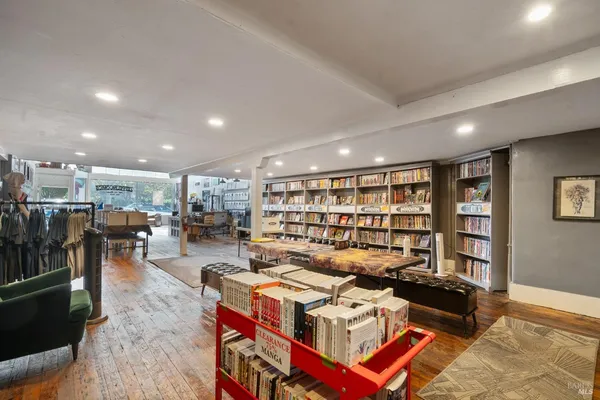 $1,700,000 | 106 West J Street, Benicia, CA 94510