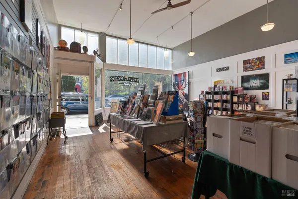 $1,700,000 | 106 West J Street, Benicia, CA 94510