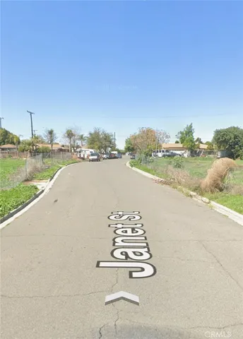 a view of a swimming pool and lake view