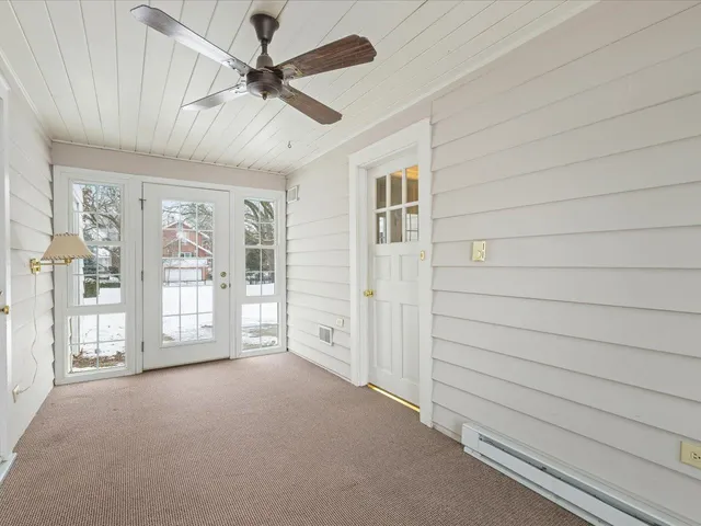 $214,900 | 2433 Oxford Street, Rockford, IL 61103