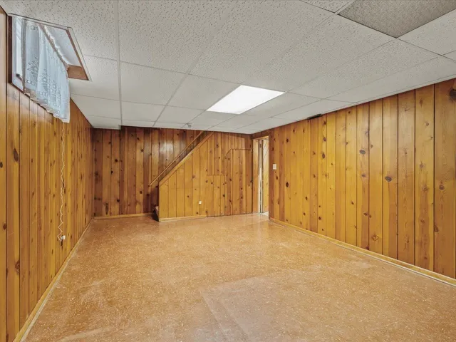 $214,900 | 2433 Oxford Street, Rockford, IL 61103