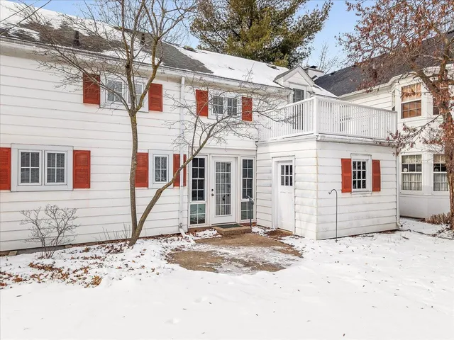 $214,900 | 2433 Oxford Street, Rockford, IL 61103