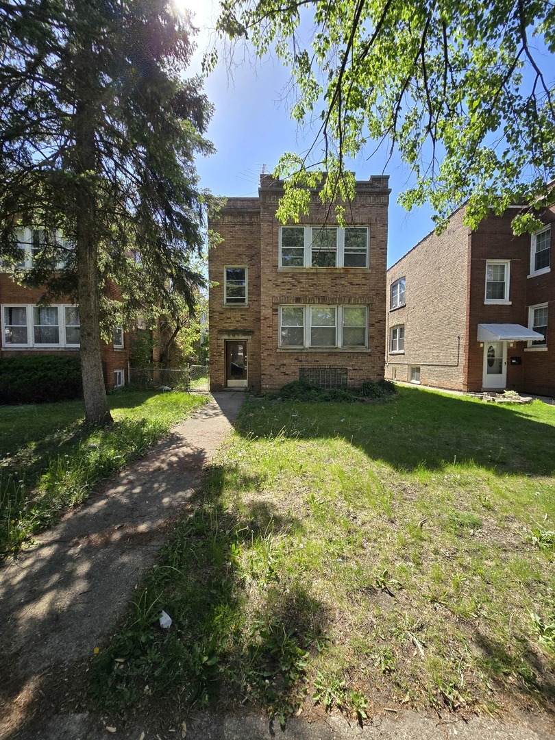 1320 Wisconsin Avenue Berwyn, IL 60402 - Photo 1 of 1