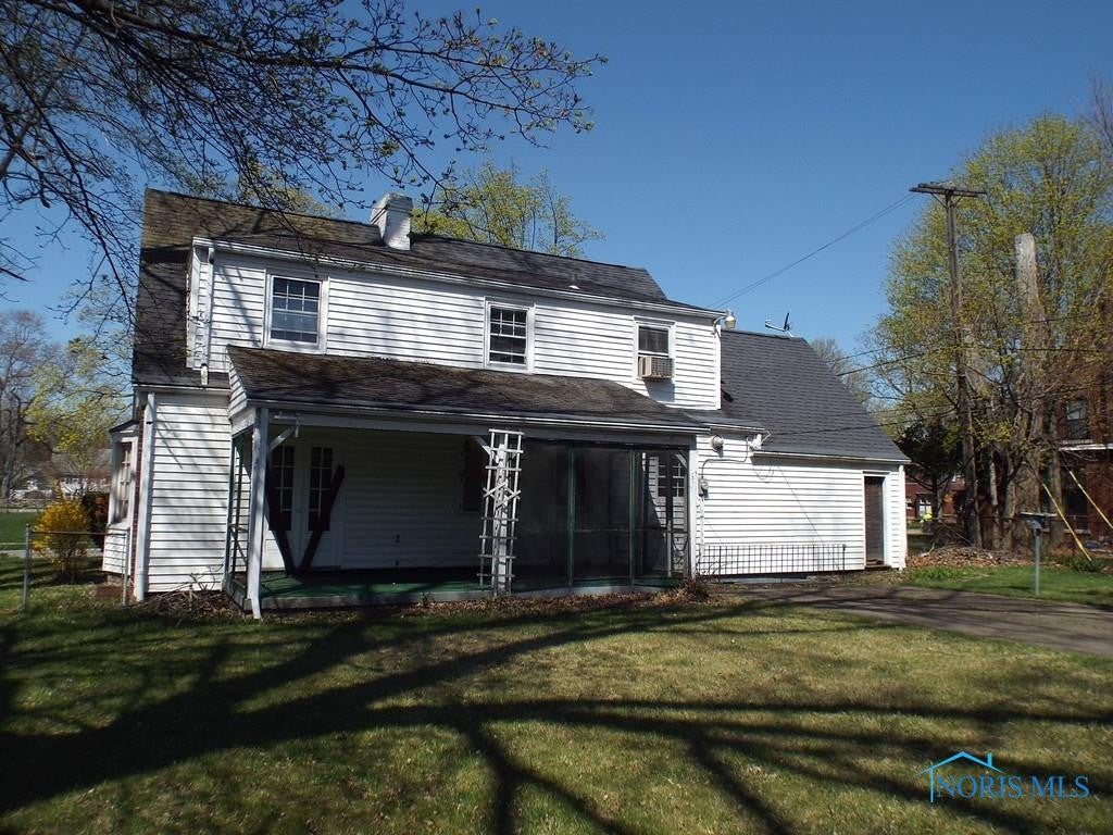 2032 Shenandoah Road Toledo, OH 43607 - Photo 2 of 24 Gallery Image 2