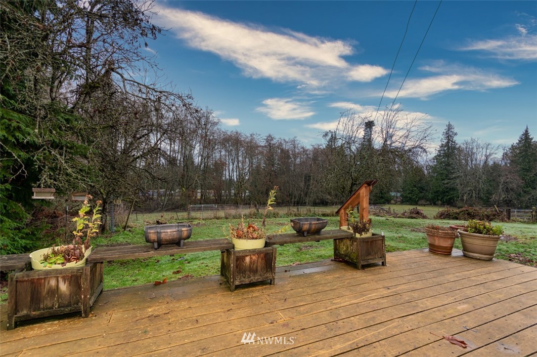 422 Marsden Road Port Angeles, WA 98362 - Photo 3 of 27 Gallery Image 3