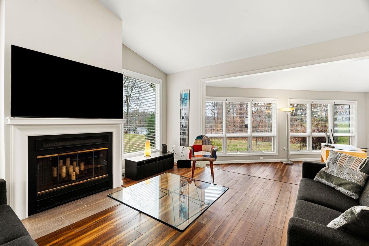 33 Walden Pond Drive Nashua, NH 03064 - Photo 11 of 38