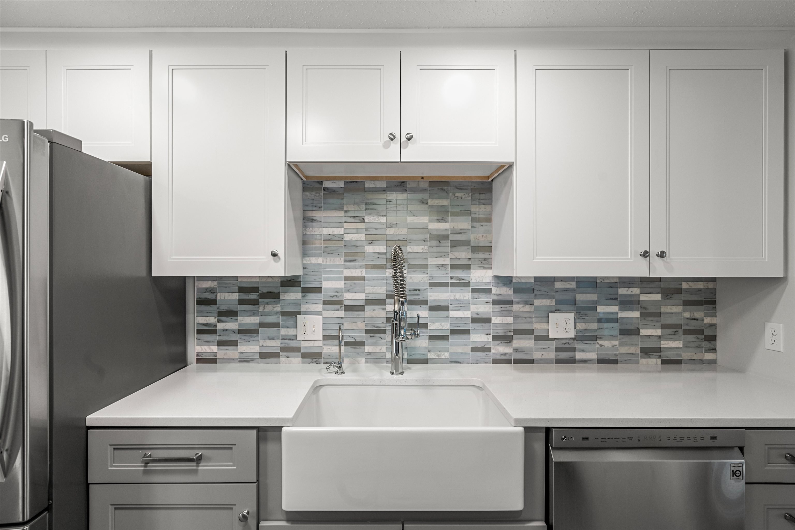 33 Walden Pond Drive Nashua, NH 03064 - Photo 25 of 38