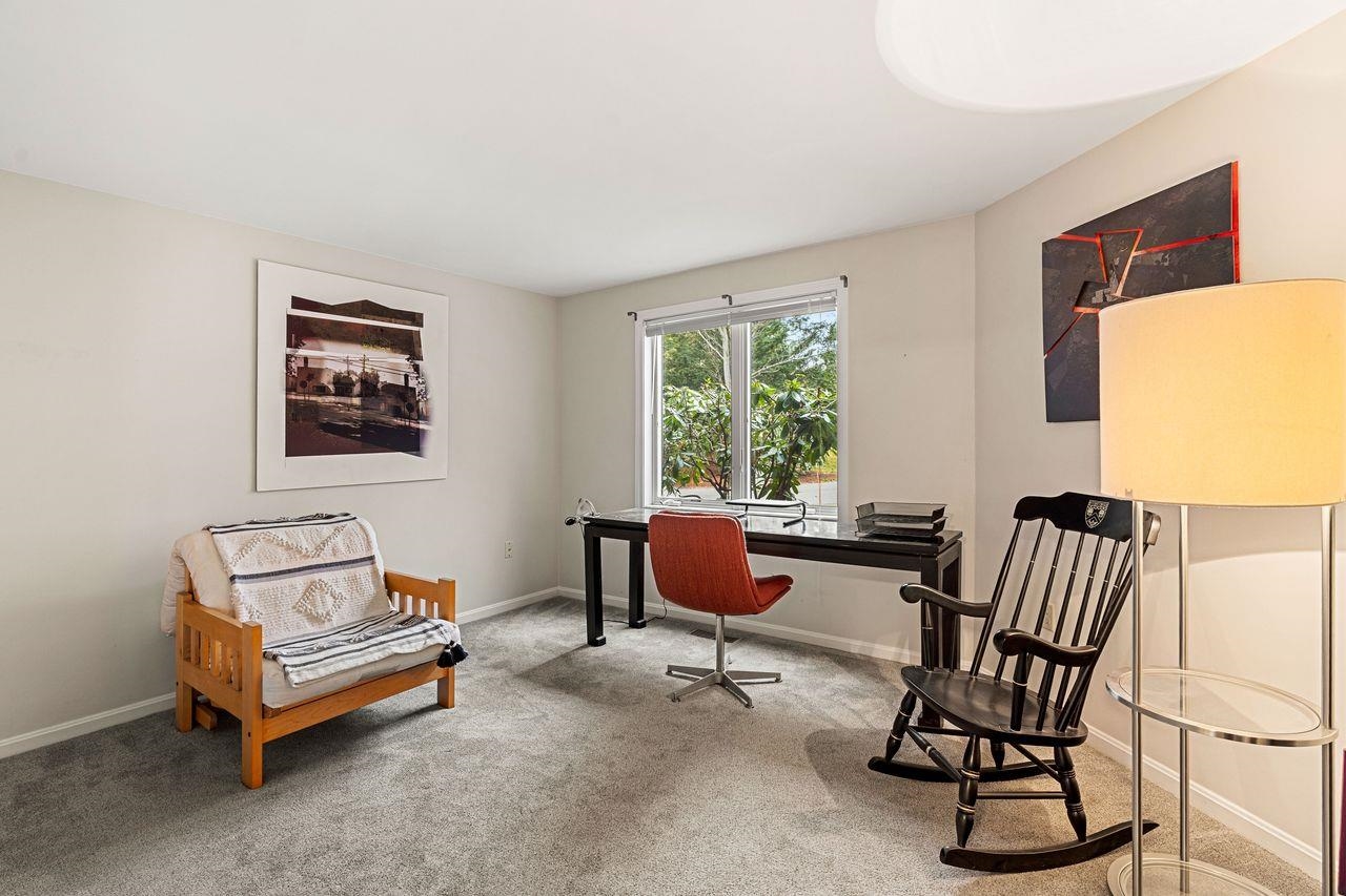 33 Walden Pond Drive Nashua, NH 03064 - Photo 33 of 38