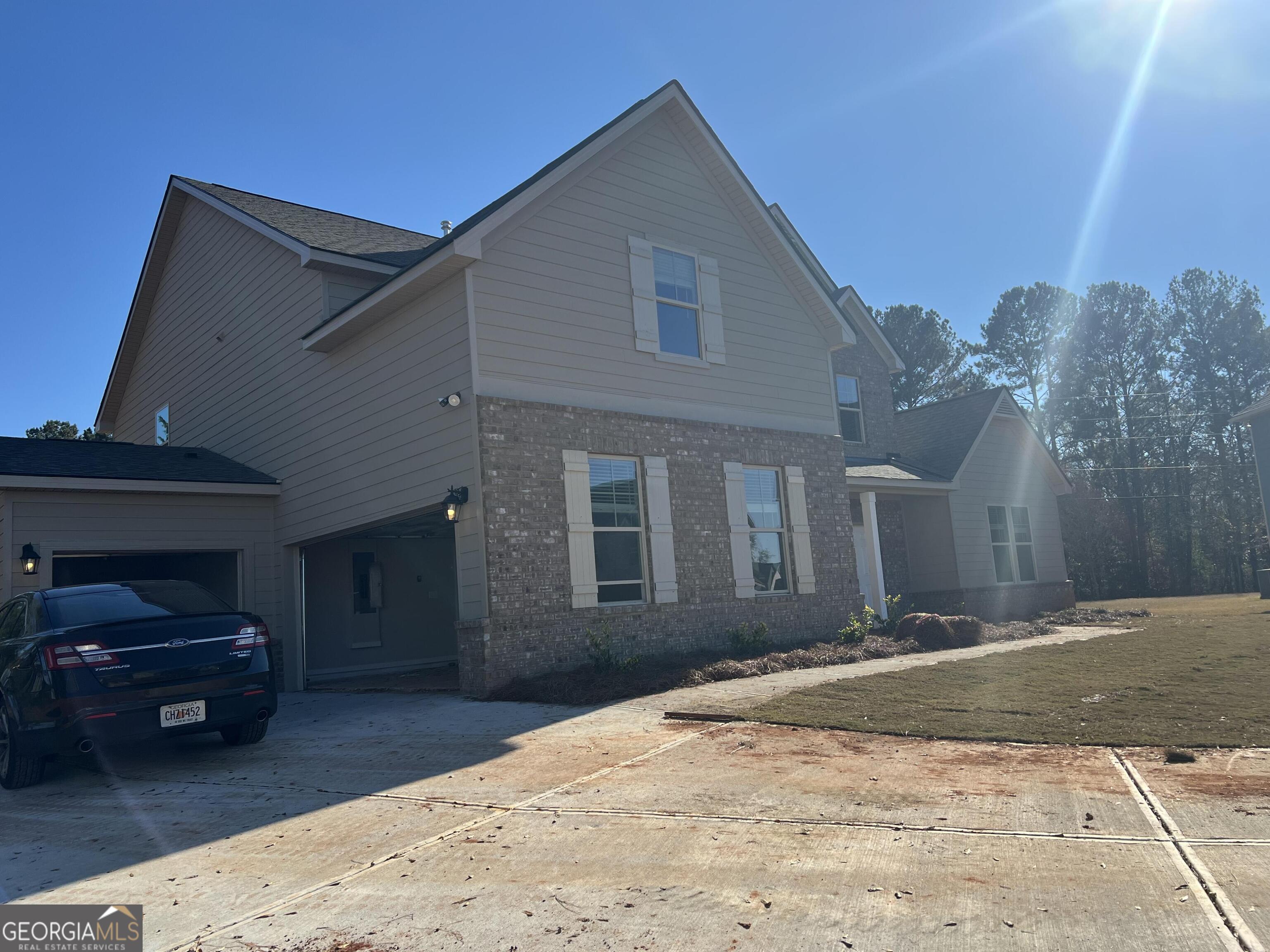 1100 Gilbert Court Stockbridge, GA 30281 - Photo 2 of 3