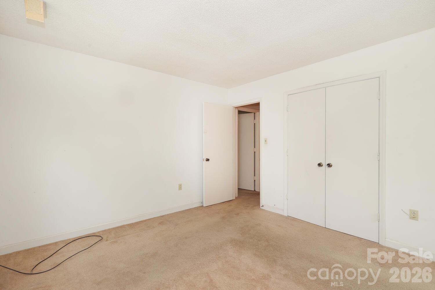 2000 Lawton Bluff Road Charlotte, NC 28226 - Photo 19 of 40 a view of an empty room