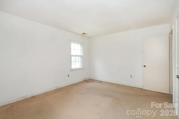 $449,900 | 2000 Lawton Bluff Road, Charlotte, NC 28226