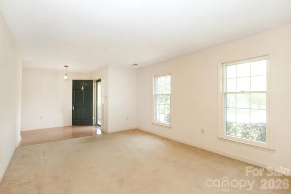 $449,900 | 2000 Lawton Bluff Road, Charlotte, NC 28226