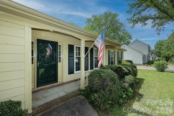 $449,900 | 2000 Lawton Bluff Road, Charlotte, NC 28226