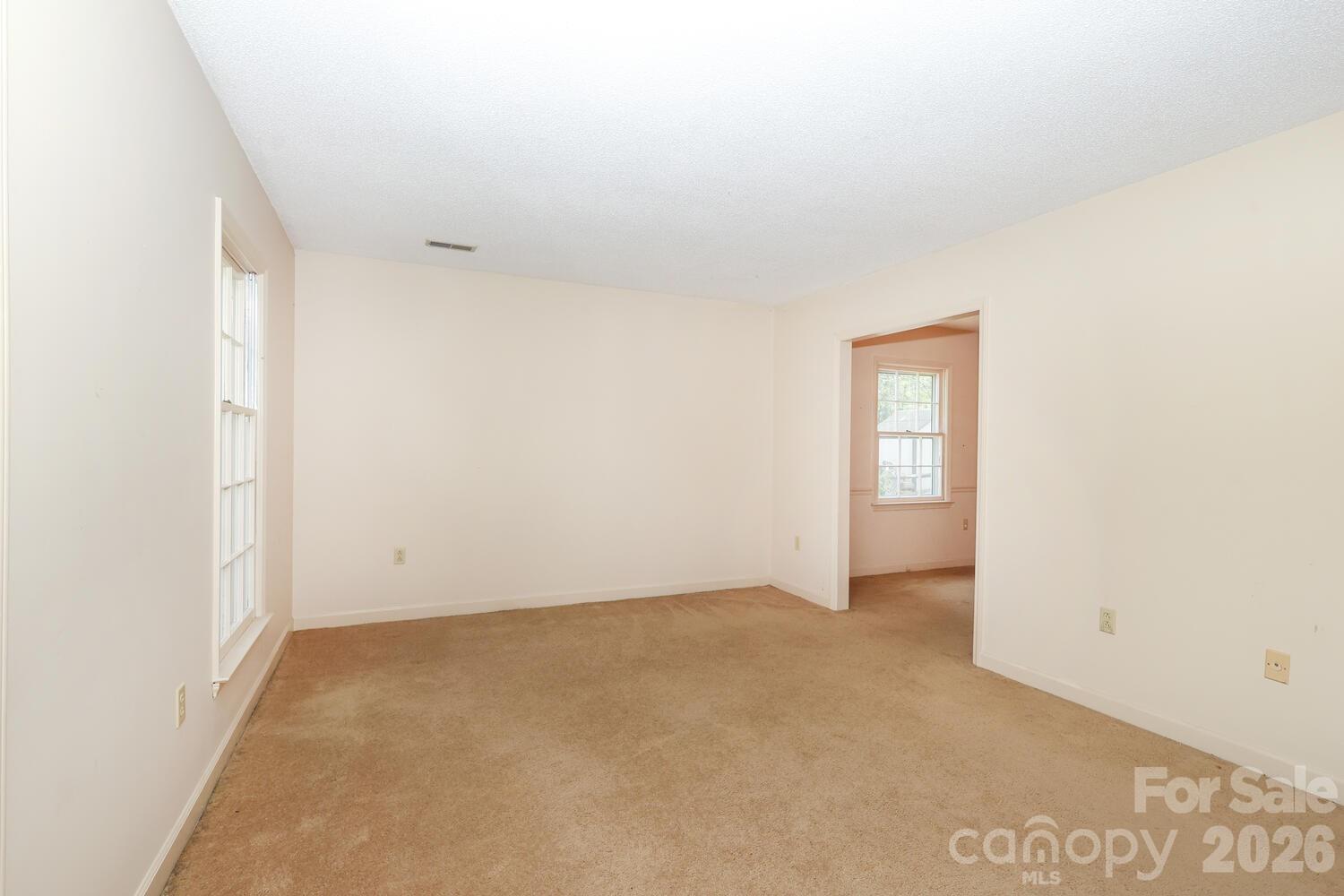 2000 Lawton Bluff Road Charlotte, NC 28226 - Photo 4 of 40 a view of an empty room