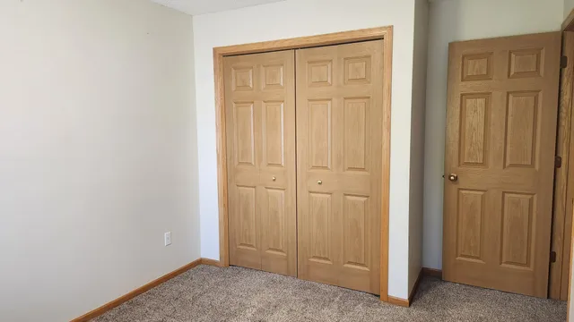 $1,800 | 5187 207th Street North, Forest Lake, MN 55025