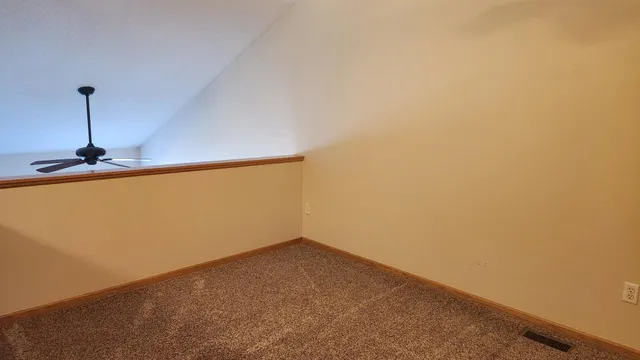 $1,800 | 5187 207th Street North, Forest Lake, MN 55025