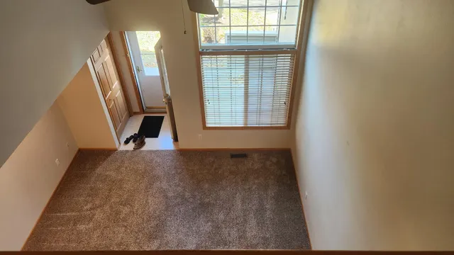 $1,800 | 5187 207th Street North, Forest Lake, MN 55025