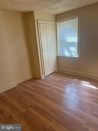 $1,300 | 26 West Union Street, Burlington, NJ 08016
