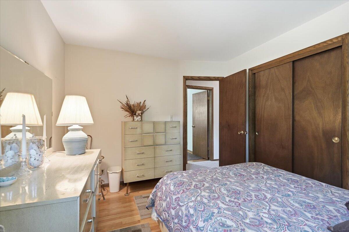 3444 East County Line Road Oak Creek, WI 53154 - Photo 23 of 59 Bedroom 2