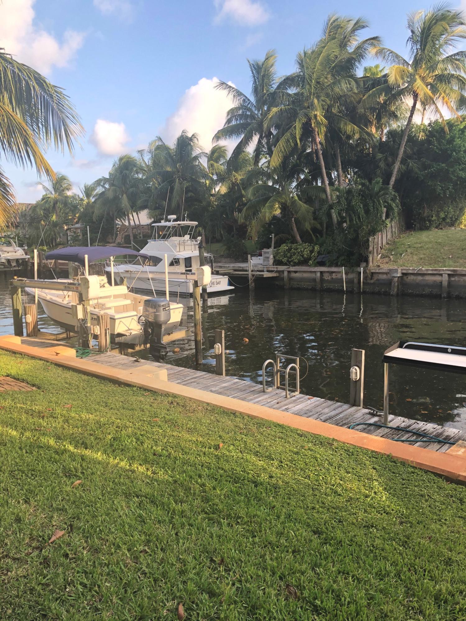 625 Atlantic Road North Palm Beach, FL 33408 - Photo 25 of 28 a house view with a lake view