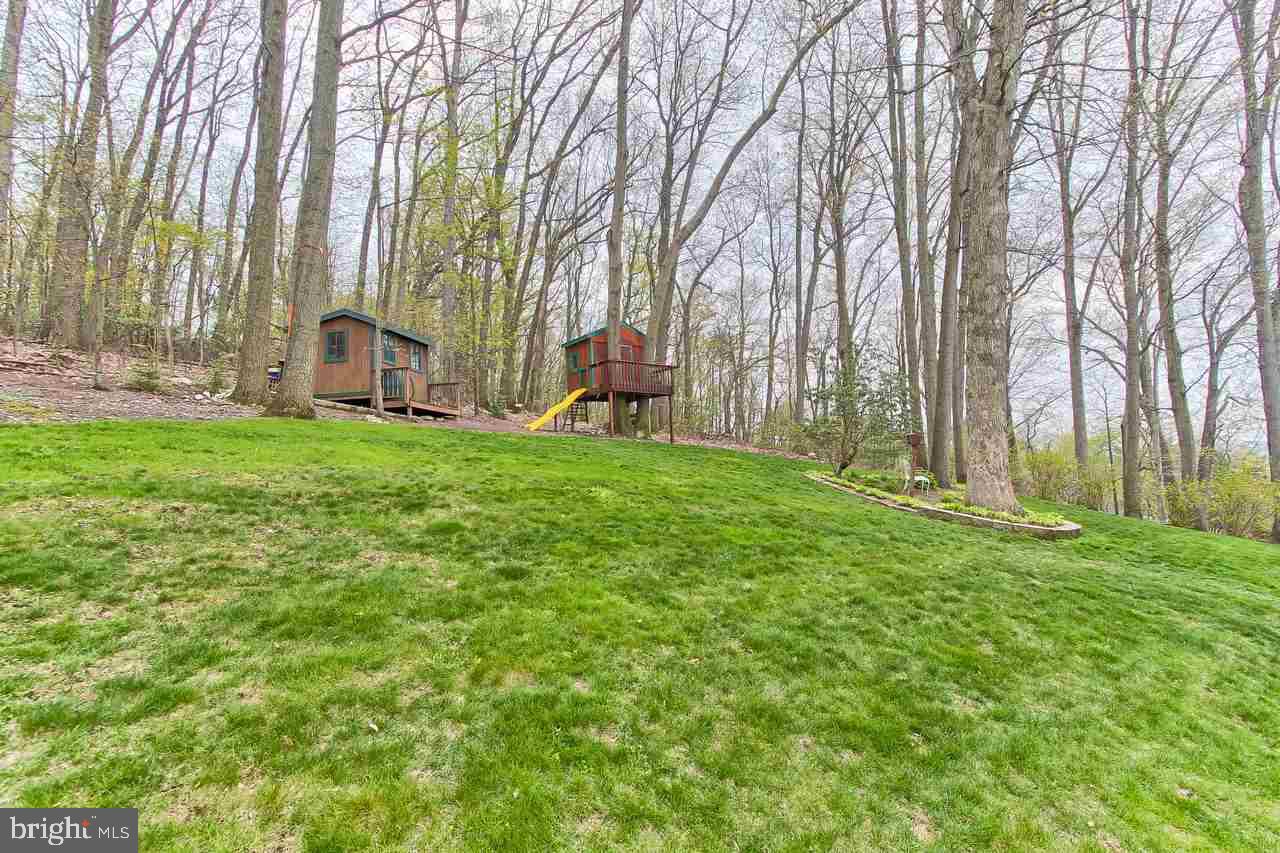 600 Woodside Road York, PA 17406 - Photo 4 of 25 Gallery Image 4