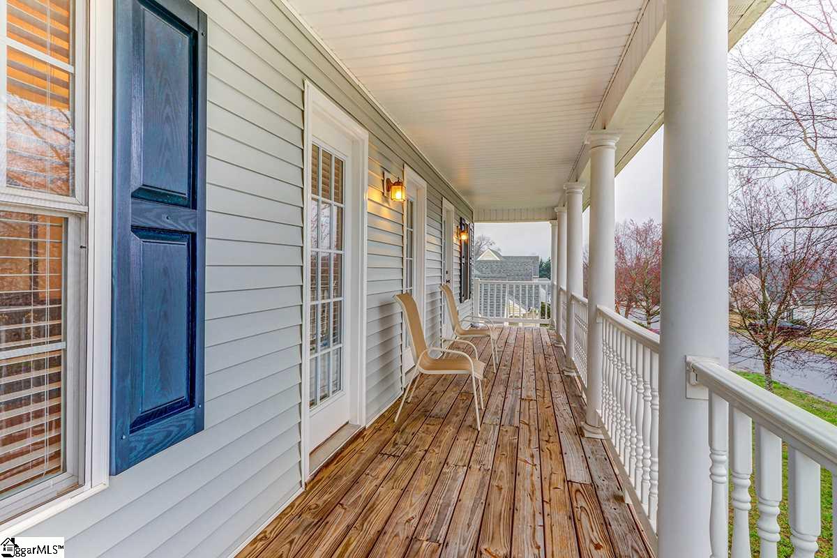 324 Springfield Circle Easley, SC 29642 - Photo 5 of 24 Gallery Image 5