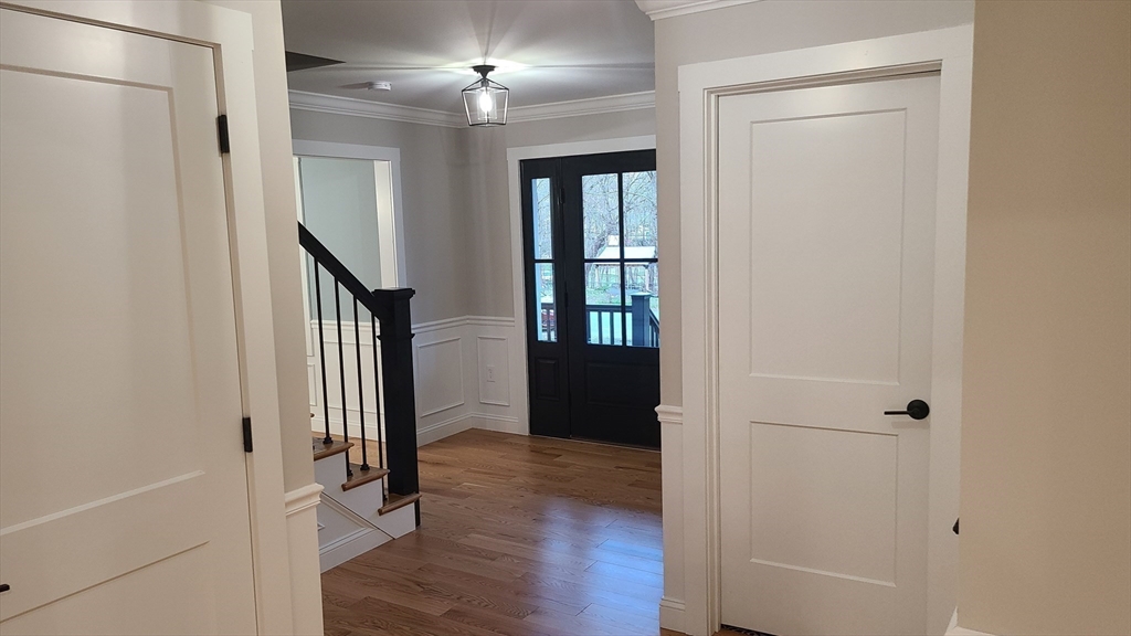 15 Longwood Road Reading, MA 01867 - Photo 12 of 15 Gallery Image 12