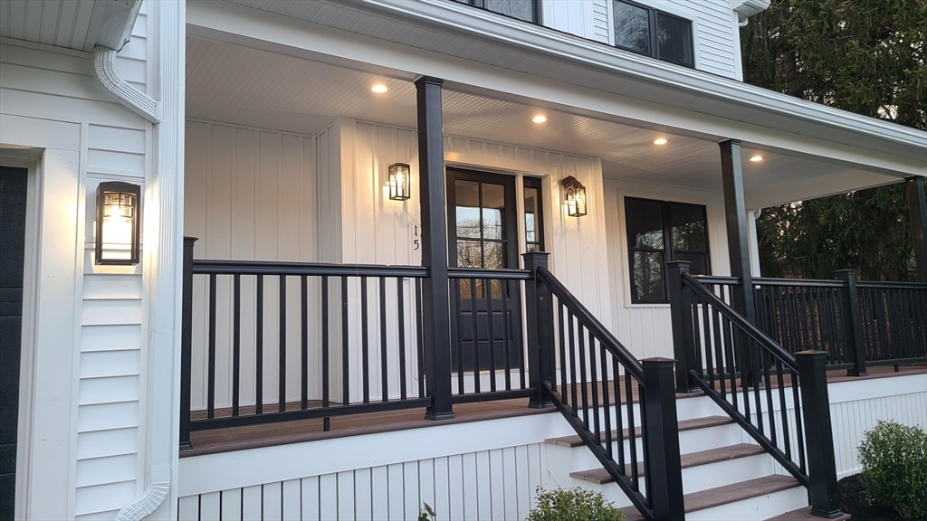 15 Longwood Road Reading, MA 01867 - Photo 2 of 15 Gallery Image 2
