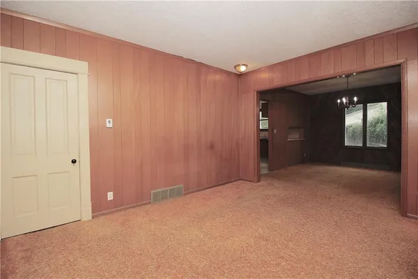 $95,000 | 804 North Washington Avenue, Iola, KS 66749