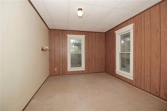 $61,600 | 804 North Washington Avenue, Iola, KS 66749