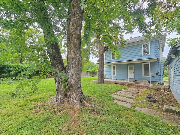 $95,000 | 804 North Washington Avenue, Iola, KS 66749