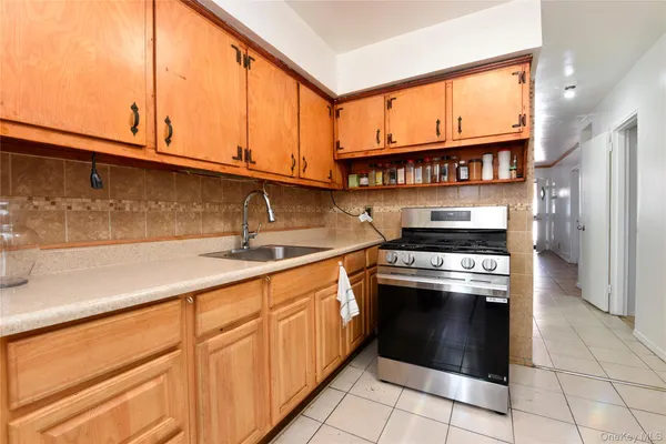 $850,000 | 101-07 Avenue L | Canarsie