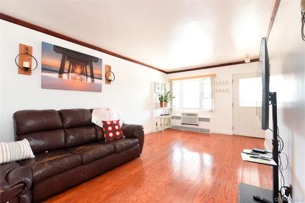 $850,000 | 101-07 Avenue L | Canarsie