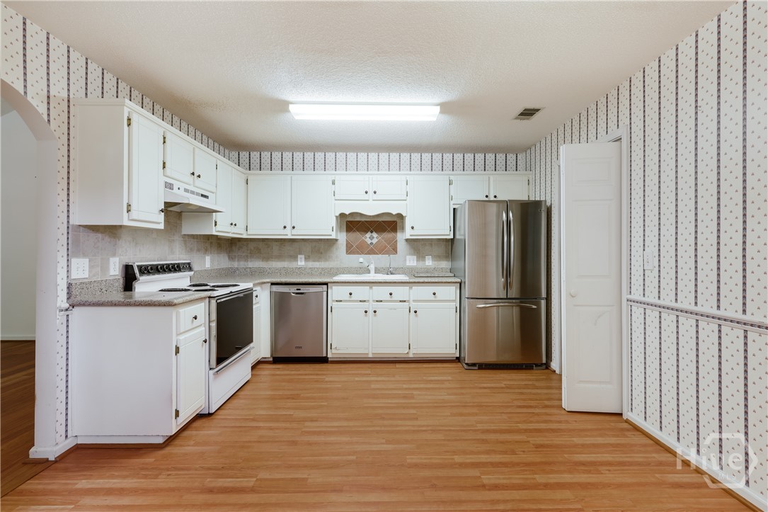 192 Wakefield Trace Athens, GA 30605 - Photo 6 of 30