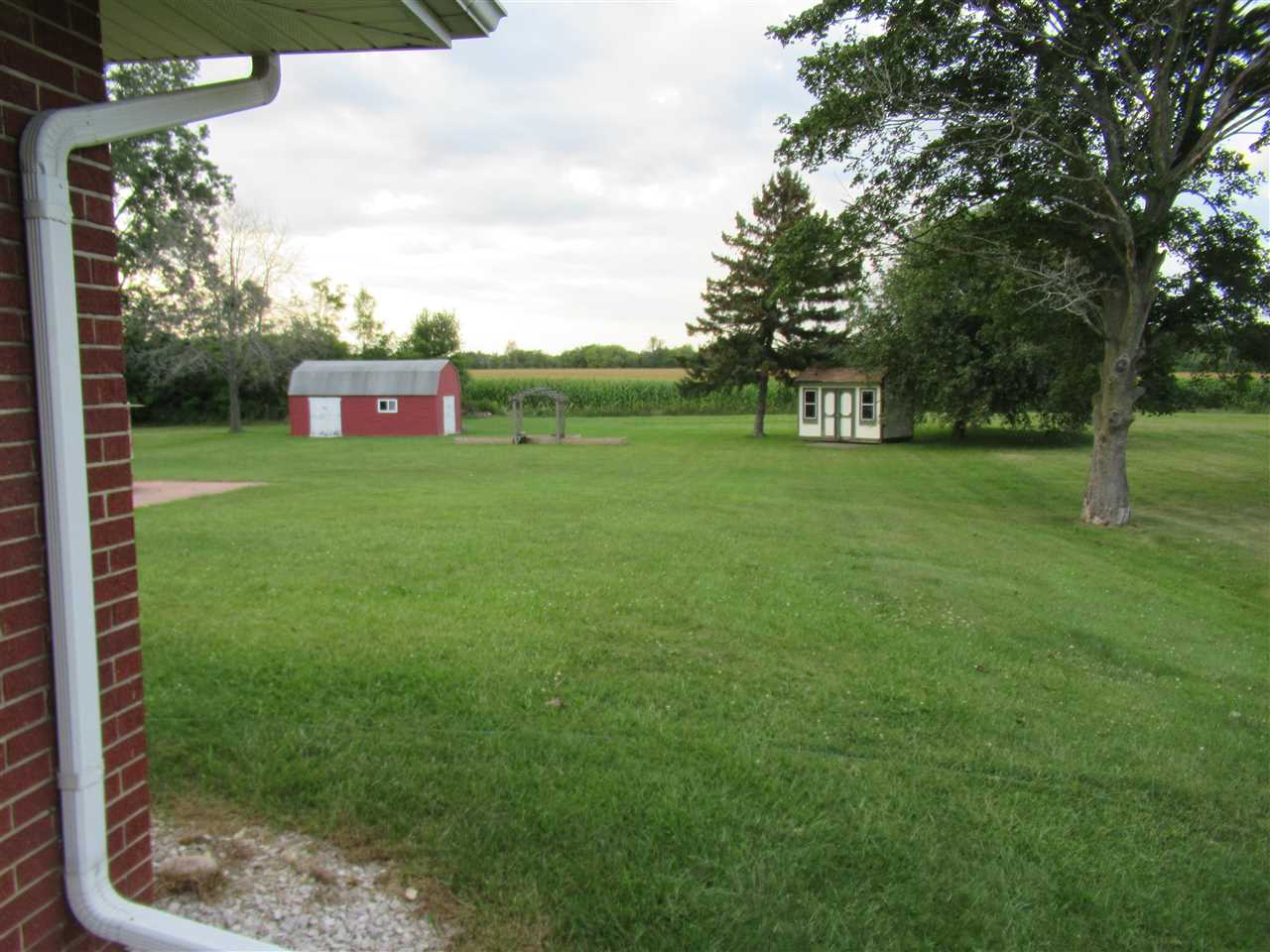 5103 East Mt Morris Road Mount Morris, MI 48458 - Photo 31 of 44 50053290-30.JPG